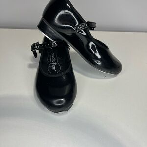 Tap Shoes - Revolution Dance Shoes in Black